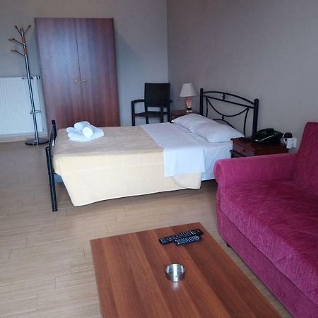 Alpina Suites Kastoria Buitenkant foto